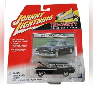 Johnny Lightning | 1955 Chevy Nomad | Die Cast Car